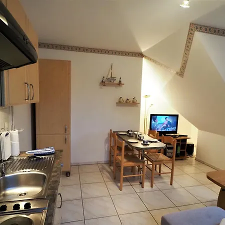 Mensendiek, Anita, Fw Zingst