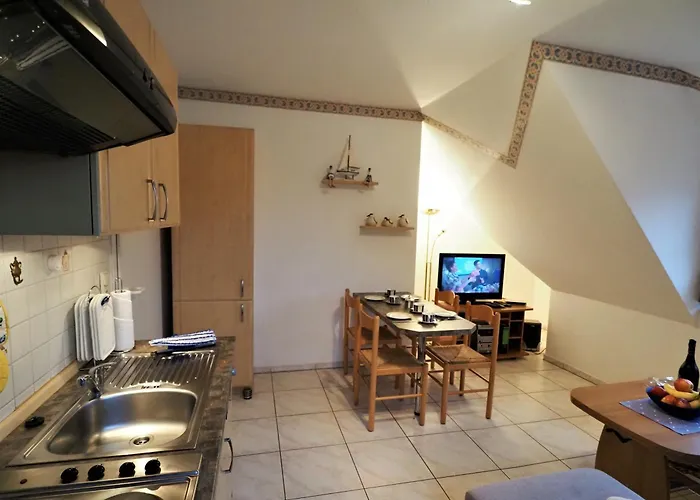 Mensendiek, Anita, Fw Zingst